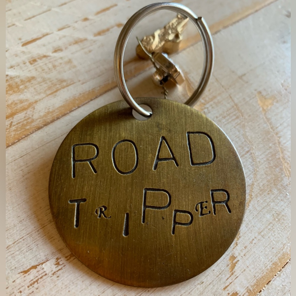 ‘Road Tripper’ Keychain - Picture 2 of 4